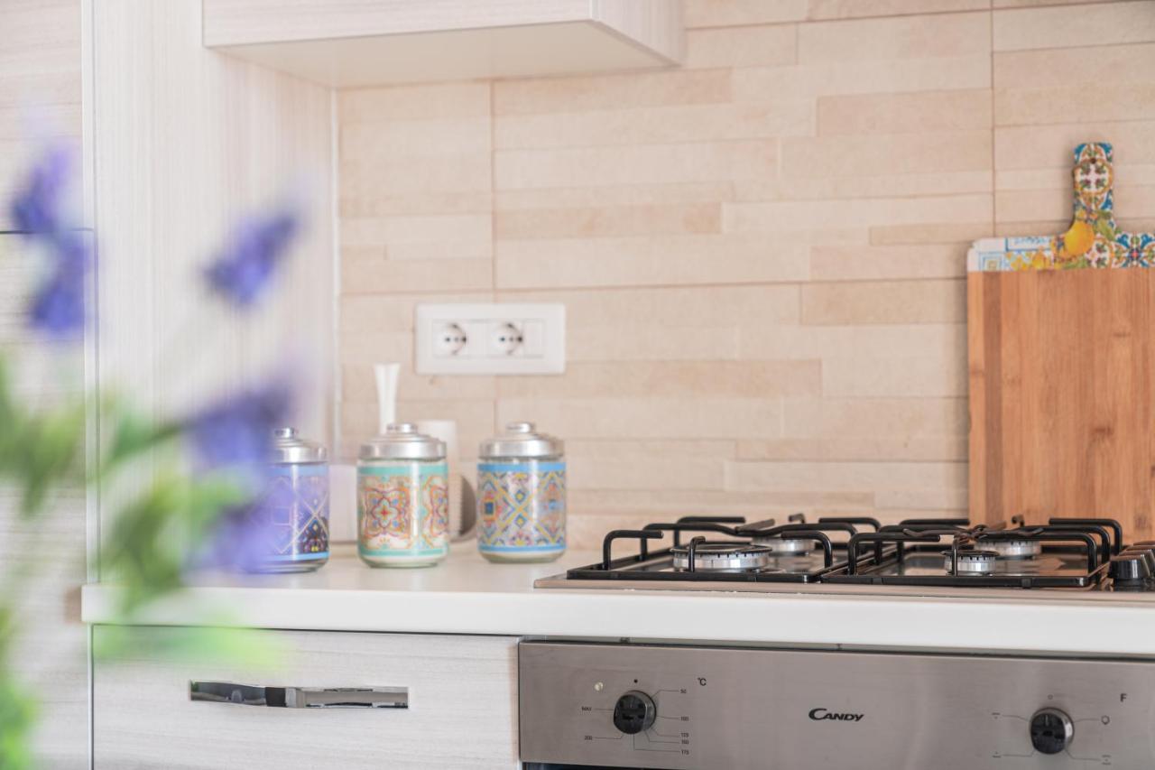 Almi - Guest Apartment Порто-Торрес Экстерьер фото