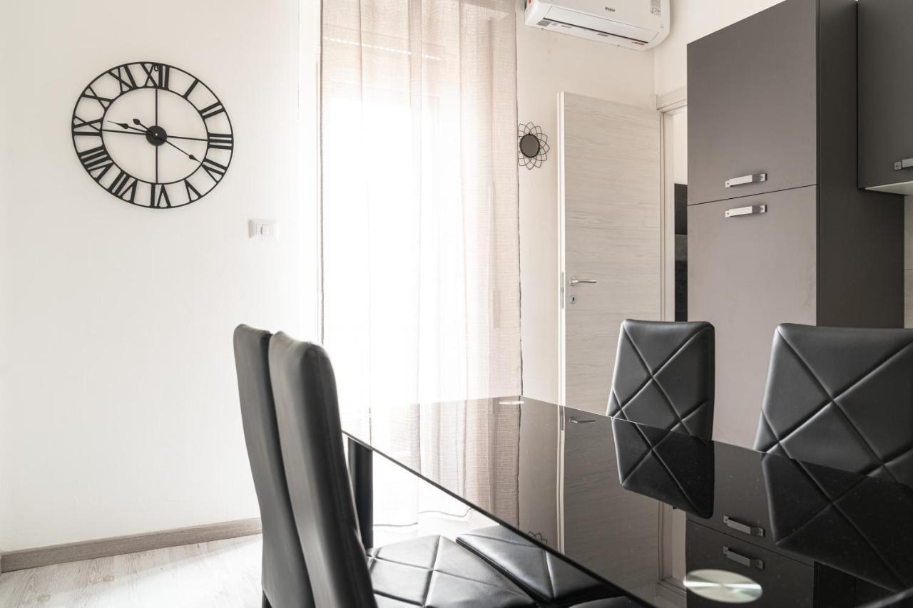 Almi - Guest Apartment Порто-Торрес Экстерьер фото