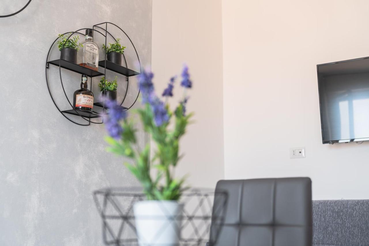Almi - Guest Apartment Порто-Торрес Экстерьер фото