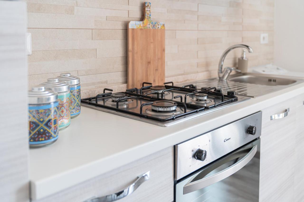Almi - Guest Apartment Порто-Торрес Экстерьер фото