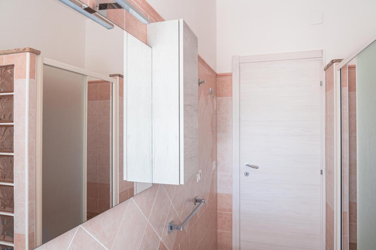 Almi - Guest Apartment Порто-Торрес Экстерьер фото