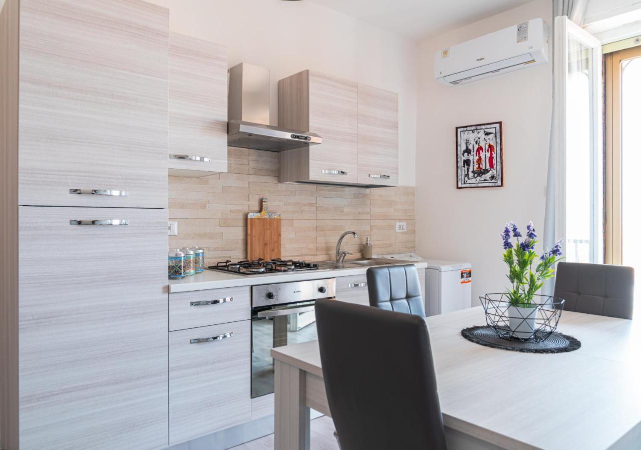 Almi - Guest Apartment Порто-Торрес Экстерьер фото